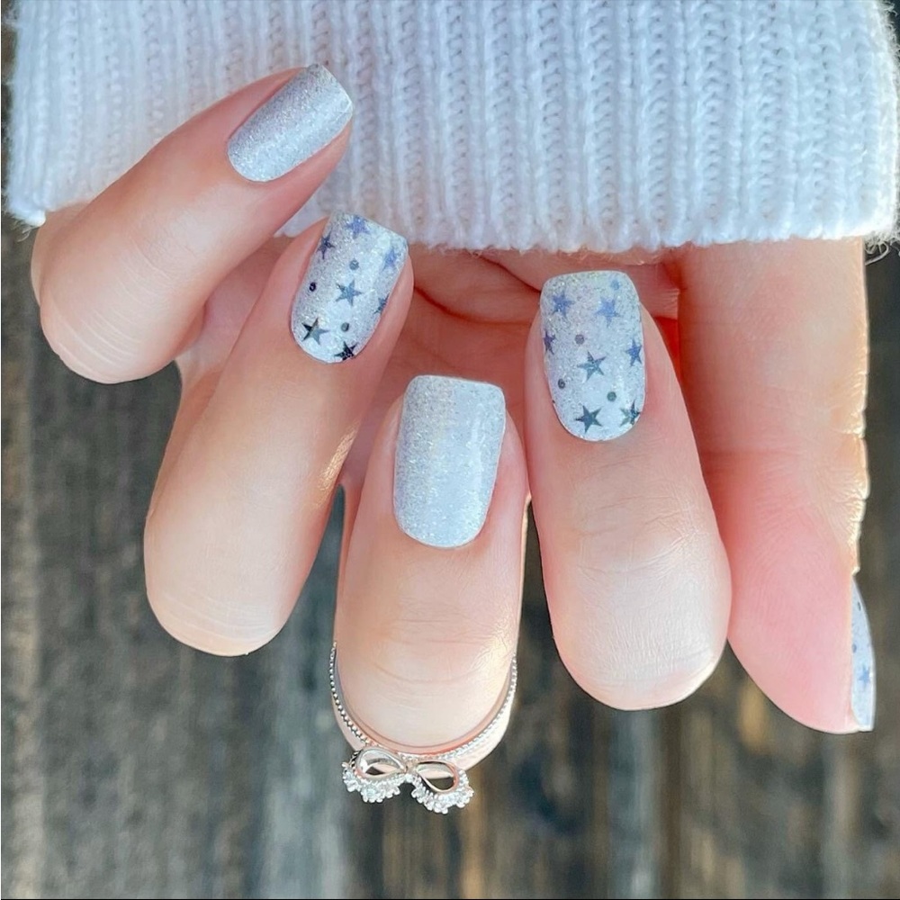 *Retired* Color Street: Under the Stars | White Silver Glitter Blue Party